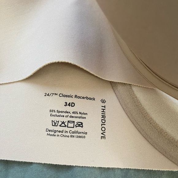 Lot of three third love bras - Picture 2 of 7